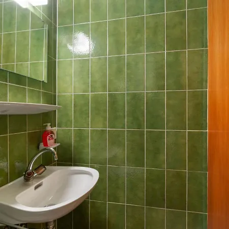 Alga Lakeview By Interhome Appartamento